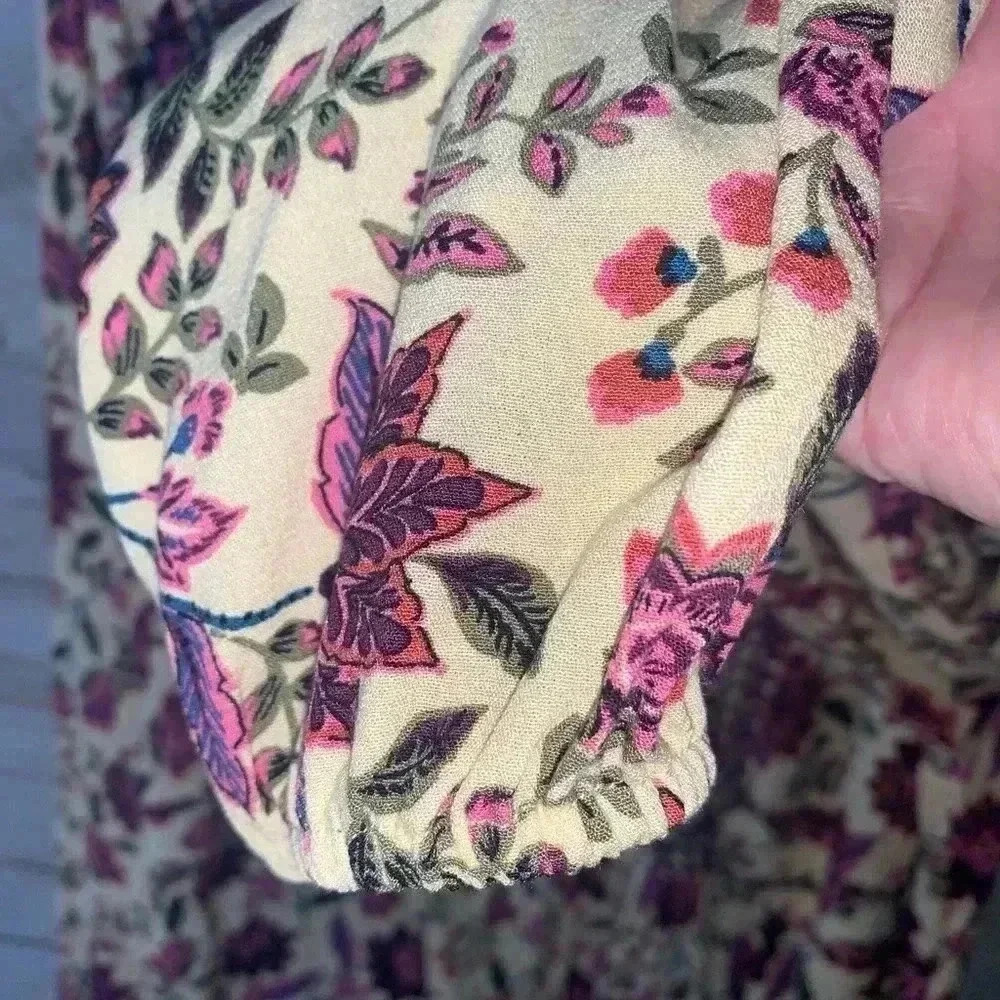 torrid Cream Floral Peasant Blouse with Plum Embroidery - Picture 6 of 15